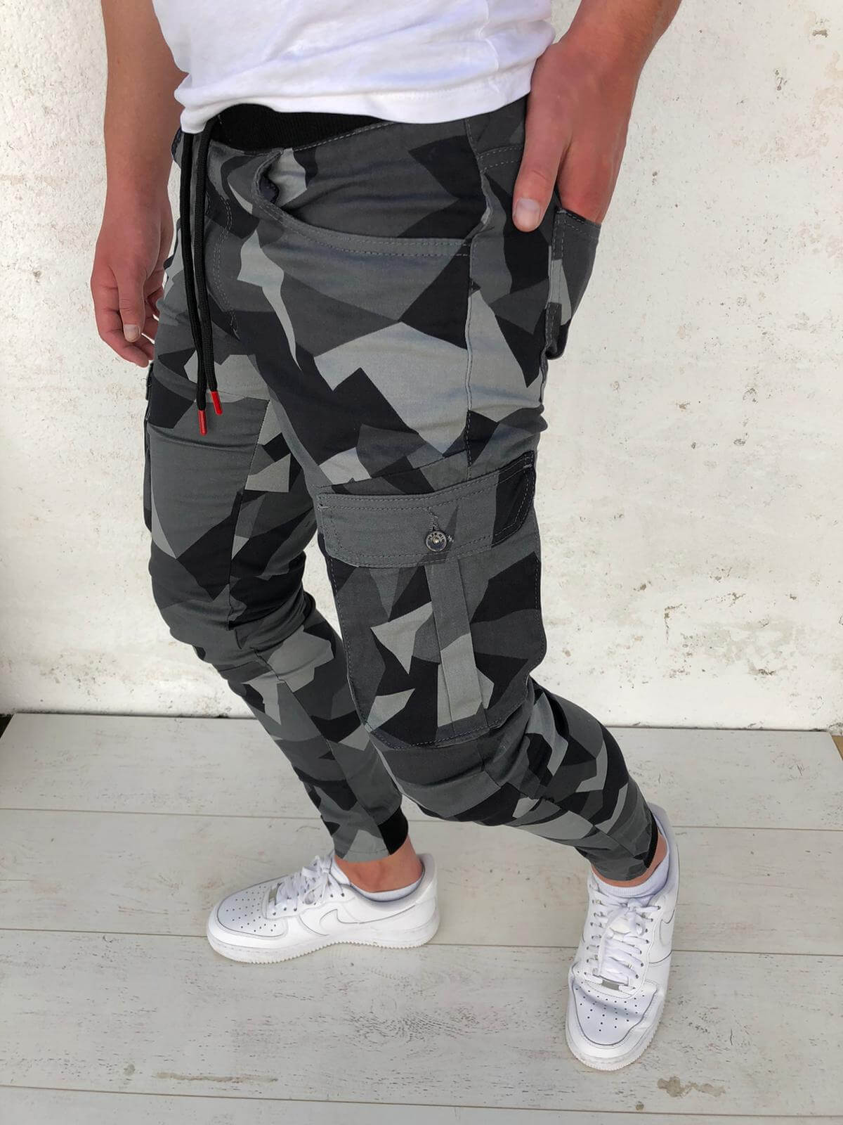 All Season Essential Check Print Cargo Jogger Pants - ANVTT