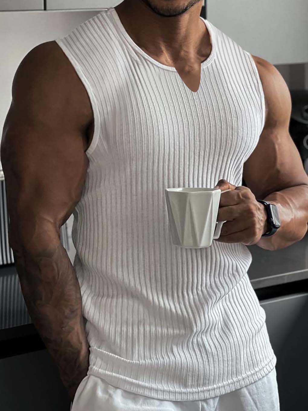 Essential vertical striped V-neck sports vest - ANVTT